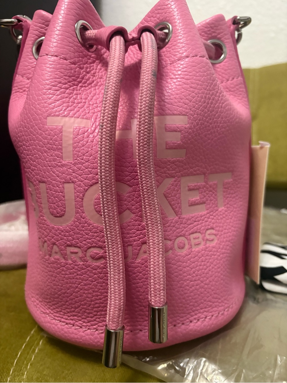 Marc Jacobs Pink Drawstring Bucket Bag - Picture 3 of 15